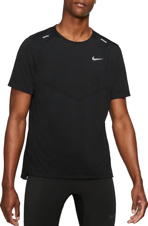 Camiseta Nike Rise 365