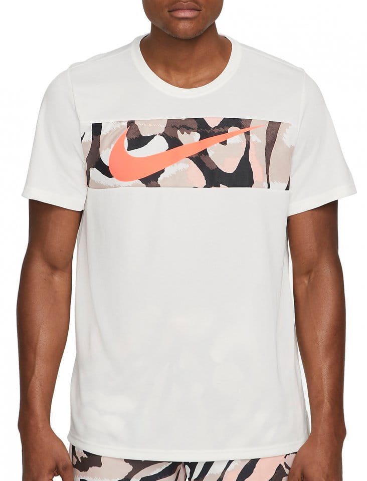 Camiseta Nike Dri-FIT Sport Clash