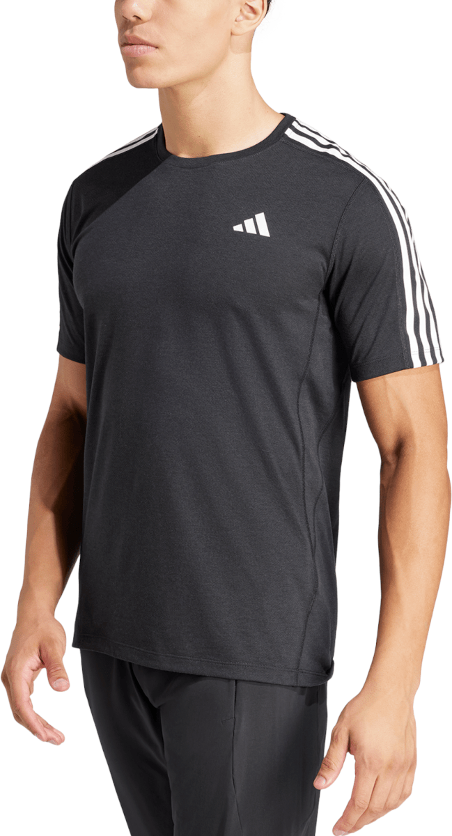 Camiseta adidas Own the Run 3-Stripes